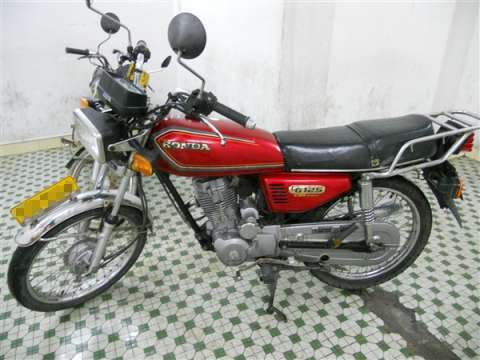 五羊本田WH125--3