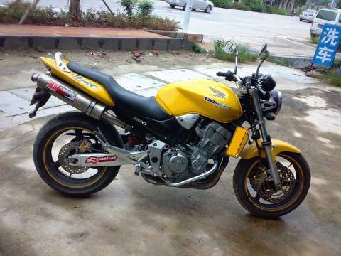 HONDA欧版电喷 黄蜂900