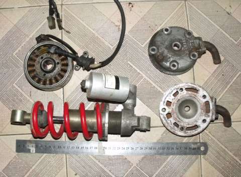 碟刹盘、前上刹车泵，刹车盘，中央避震、3XV缸盖、磁电机