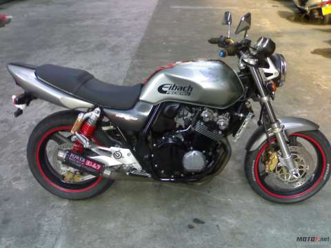 CB400
