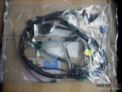 04-07款上本田CB400三代大线总成