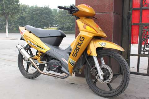 广州新塘2700出售国产弯梁110cc,升高踏，前后热溶胎