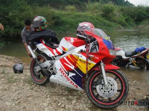 车已卖`麻烦版主删贴