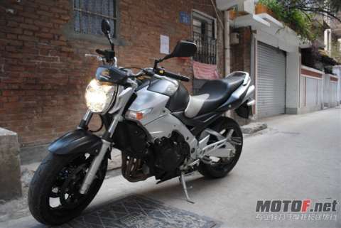 铃木06款gsr 400