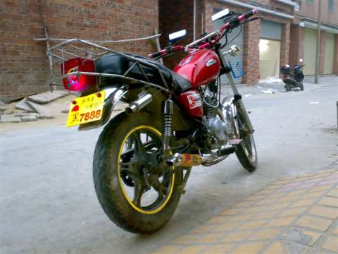 GN125太子小改车。随便刀