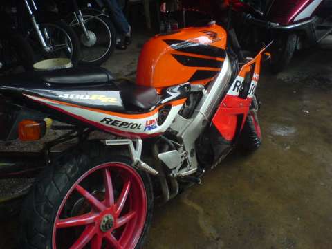 江门新会8800卖精神靓仔本田VFR30