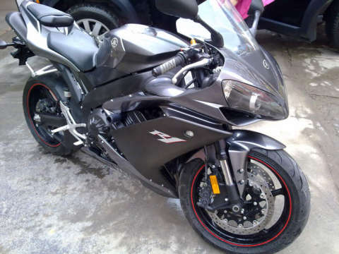 07 YAMAHA YZF-R1