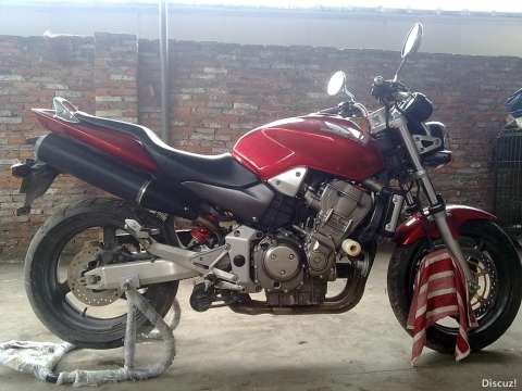 本田06大黄蜂一台