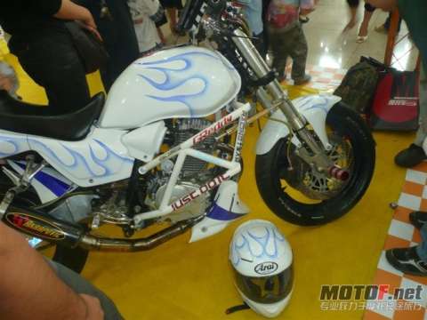 比亚乔、极改250、江门摩展