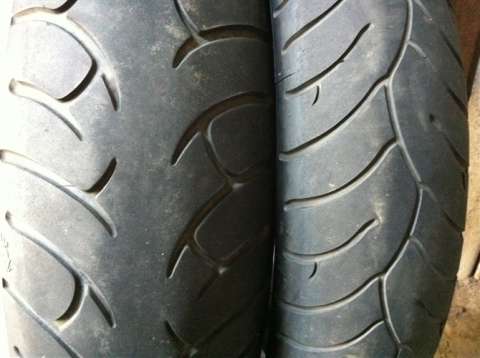 象牌对胎前：120/70ZR17. 后：160/60ZR17