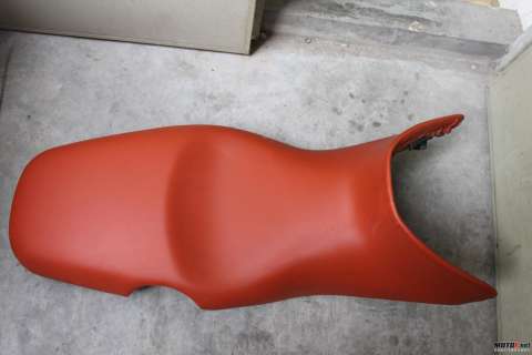 03年BMW  F650GS原装坐垫