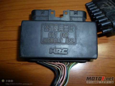 《已售》两冲解码器<三仔大线插头>