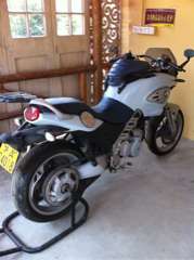 05年凯旋1050和03年BMW F650CS