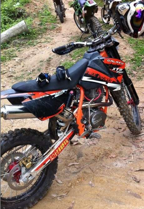 出售XTR越野车~！