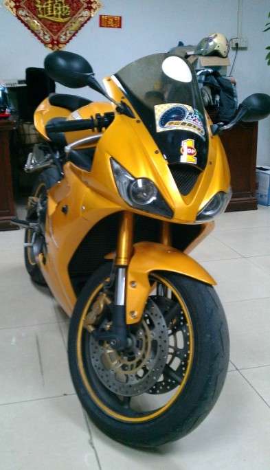 Triumph675 代托娜