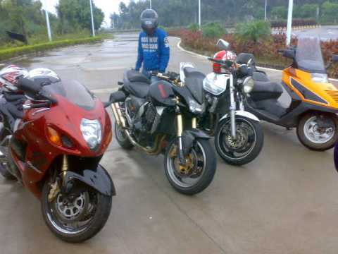 阳江市代友出售05 Z1000  36800元