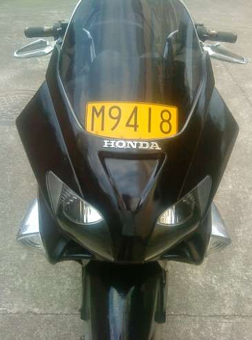 代友发帖出售03佛沙250