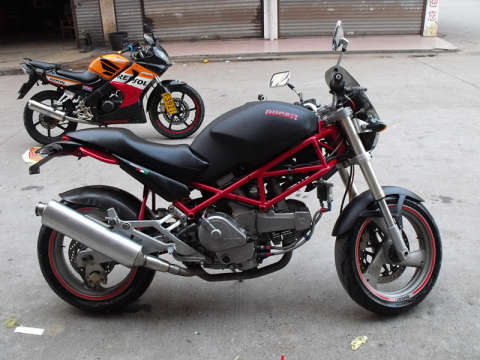 杜卡迪M400 小怪兽