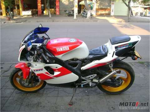 雅马哈 TZR250－V2