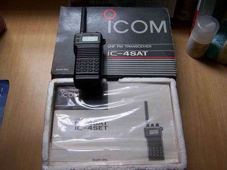 ICOM IC-4SAT