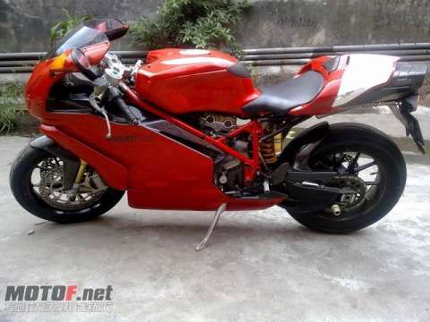 原版原漆DUCATI749R
