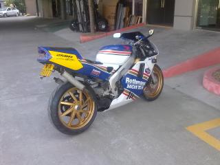 福建厦门出售本田NSR250不三不四 ，14000