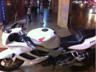 广东开平代友出售VTR1000~~~15500 [复制链接]