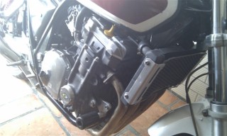 秒杀价~出97年CB1000。只要16000就可以享受公升街跑