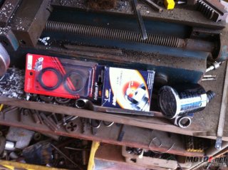 ￥￥￥年会前珠海西区出售一台03VTEC2、CB400￥￥￥。