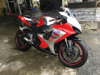 甩卖鹦鹉cbr1000.k7大R