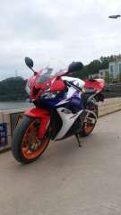 11年本田CBR600