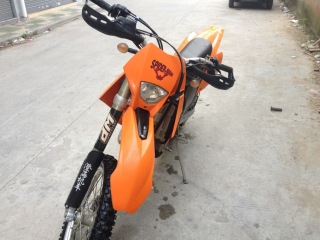 代友出售一台越野KTM400