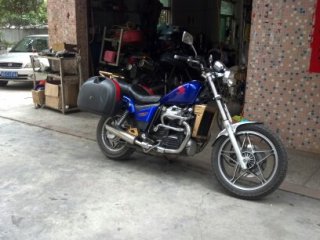 本人出一台本田GL  V缸400传动轴太子车