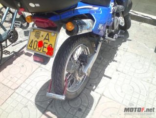 广州花都出售粤A牌～越野摩托车～断气价8500元～