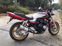 出售一代CB400 一台99年CB1000
