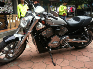 惠州出售哈雷06年运动版威路德。78800换车也行