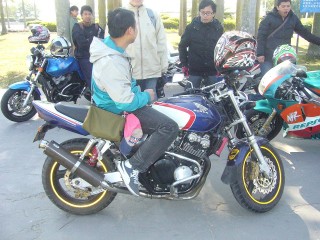广东恩平出售精神CB400 VTEC 1代