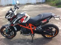 东莞厚街代友出售KTM950SM