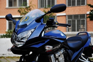 广东高州代友出08电喷匪王，S版带多处改件，精神无问题到手即开！