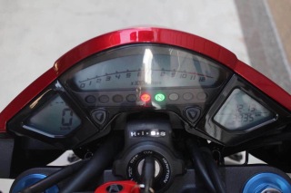 2013年本田CB1000R