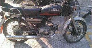 佛山，。。。顺德北。滘地。区。嘉陵本田。版70C置。换踏板车