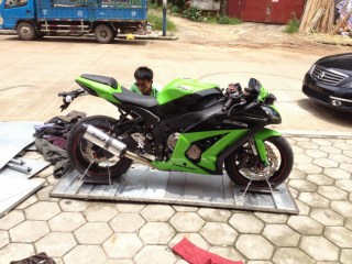 广西柳州代友出售11年川崎变款忍者ZX-10R(价钱更新 欢迎来电）