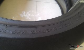 低价出售一对倍耐力半热轮胎120  180