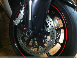 代朋友发帖 2010年全新杜卡迪848一手纯水  已卖