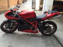 代一位老哥出售848跑车和一台大绵羊