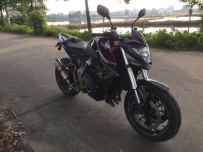 出台自用独一无2的CB1000R大黄蜂