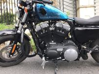 出两只硬货，哈雷1200,13款大牛