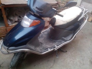 五羊本田小公主100/SCR100