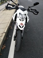 出售杜卡迪两台 赛亚人 hypermotard1100  街霸1098s