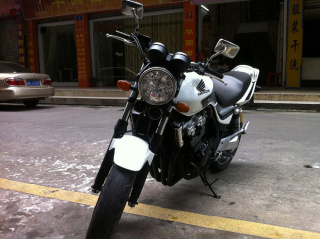 广州增城代友发售06年CB400 Vetc 3代